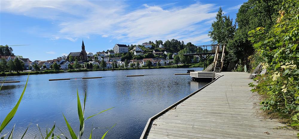 Tvedestrand badepark - Klikk for stort bilde