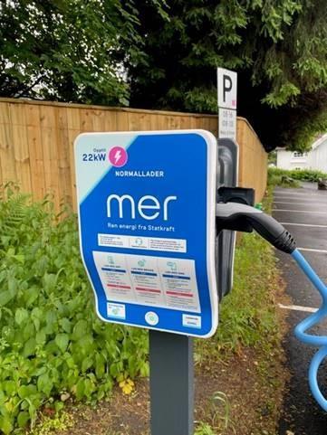 Lademuligheter for ladbar motorvogn i sentrum  - Klikk for stort bilde
